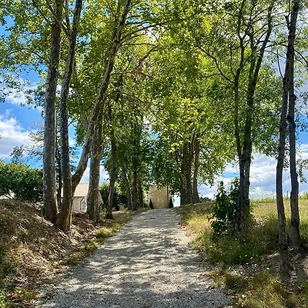 La Maison L'eperon, Stylish 5 Star Surrounded By Vineyard Near Saint Emilion Сasa de vacaciones