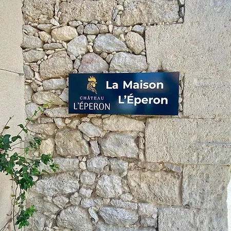 Сasa de vacaciones La Maison L'eperon, Stylish 5 Star Surrounded By Vineyard Near Saint Emilion Vérac
