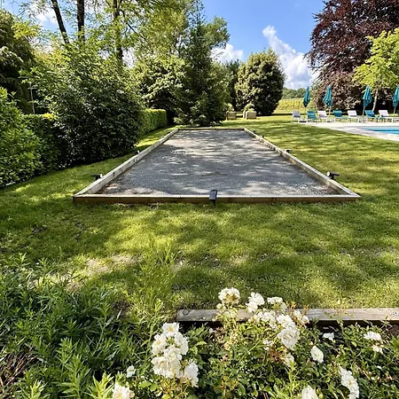 La Maison L'eperon, Stylish 5 Star Surrounded By Vineyard Near Saint Emilion Сasa de vacaciones