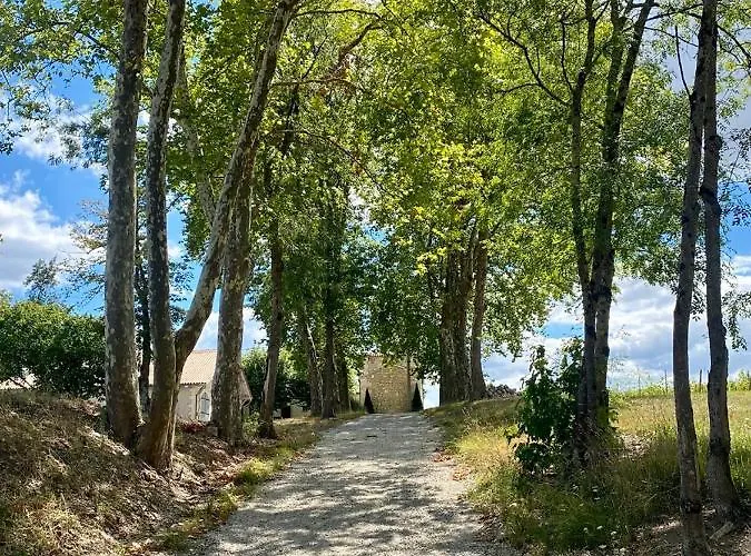 La Maison L'eperon, Stylish 5 Star Surrounded By Vineyard Near Saint Emilion Hébergement de vacances