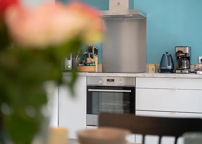 La Maison L'eperon, Stylish 5 Star Surrounded By Vineyard Near Saint Emilion Feriehus *