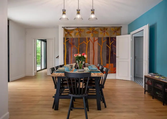 La Maison L'eperon, Stylish 5 Star Surrounded By Vineyard Near Saint Emilion *